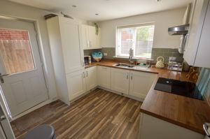 Kitchen- click for photo gallery